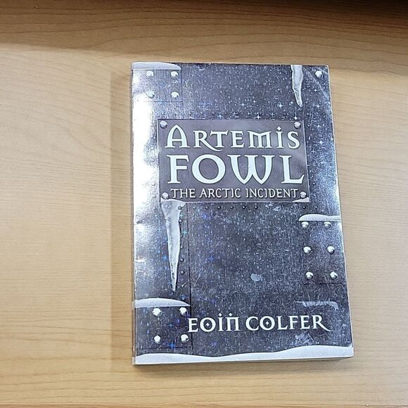 5 Artemis Fowl series books - Picture 8 of 9